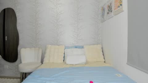 Snapshot of layla_vanegas chatting on 01/09/25, 06:26 Layla Vanegas online show from 01/09/25, 06:26