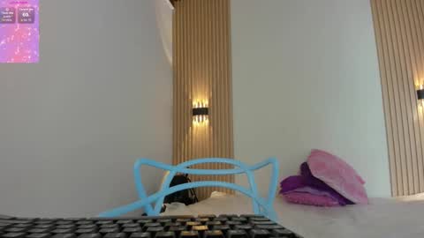 LaylaEmber online show from 02/22/26, 01:09