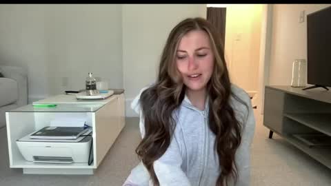 laylahlaylah1 online show from 04/12/26, 03:28