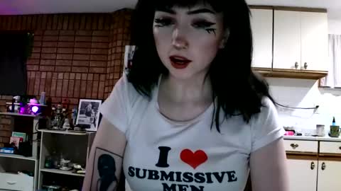 Snapshot of laylakills chatting on 03/09/25, 02:39 Layla Kills online show from 03/09/25, 02:39