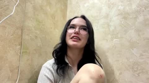 Luna online show from 03/26/26, 05:51