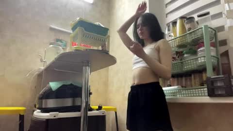 Luna online show from 03/27/26, 05:56