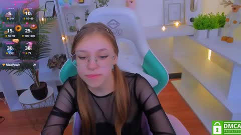 Snapshot of layriantavee chatting on 01/10/25, 07:46 layriantavee online show from 01/10/25, 07:46