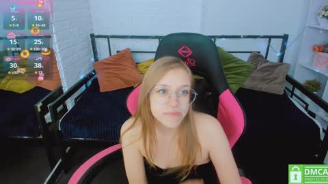 Snapshot of layriantavee chatting on 01/16/25, 06:56 layriantavee online show from 01/16/25, 06:56