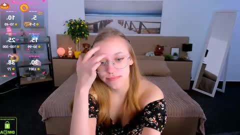 Snapshot of layriantavee chatting on 02/13/25, 07:24 layriantavee online show from 02/13/25, 07:24