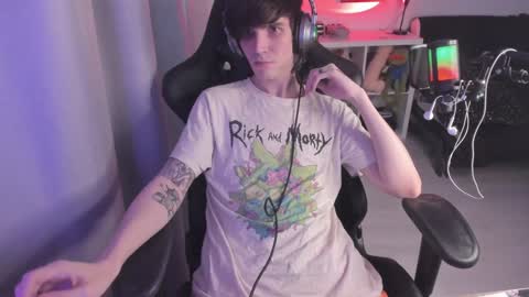 Snapshot of lazy_haze chatting on 01/29/25, 09:01 Haze aka Slava online show from 01/29/25, 09:01