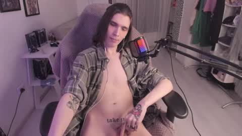 Snapshot of lazy_haze chatting on 02/28/26, 01:39 Haze aka Slava online show from 02/28/26, 01:39