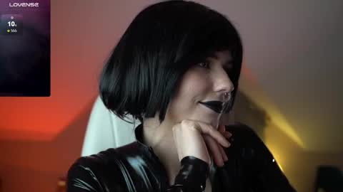 Pansy online show from 12/05/25, 08:05