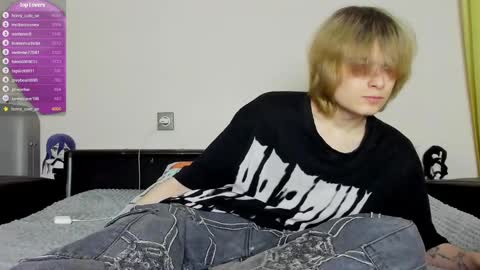 Alex online show from 03/04/25, 03:15