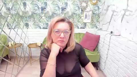 Lea online show from 01/05/25, 05:09