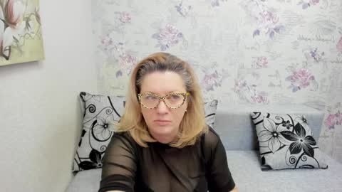 Snapshot of lea_fruit chatting on 01/19/25, 05:26 Lea online show from 01/19/25, 05:26