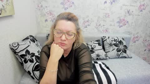 Snapshot of lea_fruit chatting on 01/19/25, 08:29 Lea online show from 01/19/25, 08:29