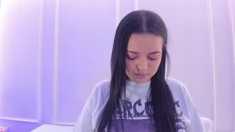    online show from 03/09/25, 05:17