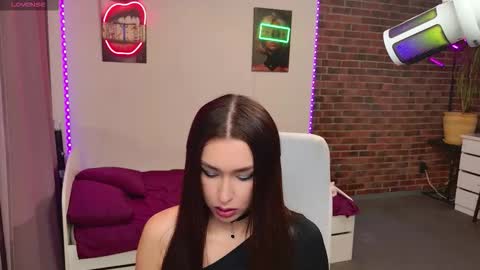 lea_loon online show from 03/13/26, 10:44