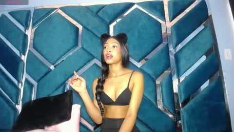 Snapshot of lea_sweetly chatting on 10/10/25, 01:21 lea sewwtly online show from 10/10/25, 01:21