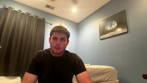 Snapshot of leaderzac chatting on 03/17/26, 01:43 leaderzac online show from 03/17/26, 01:43