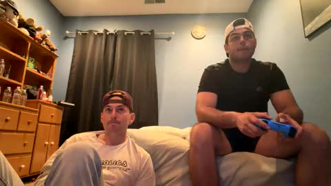 Snapshot of leaderzac chatting on 03/31/26, 02:13 leaderzac online show from 03/31/26, 02:13