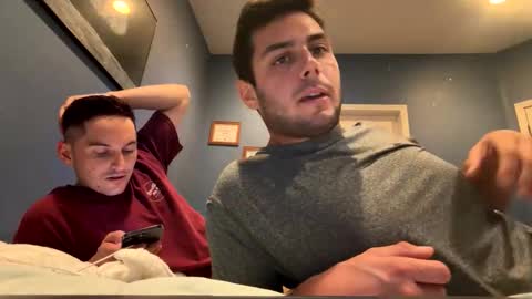 Snapshot of leaderzac chatting on 04/12/26, 01:32 leaderzac online show from 04/12/26, 01:32