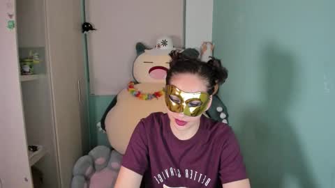 Snapshot of leah_sm chatting on 02/28/26, 01:06 Laura online show from 02/28/26, 01:06