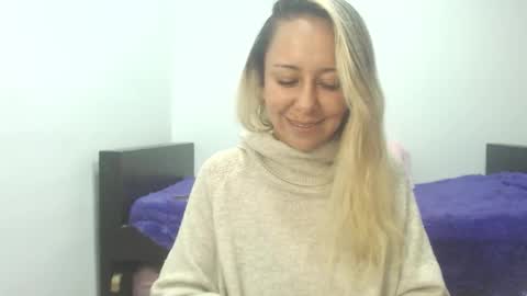 leah_susman online show from 09/26/25, 02:04