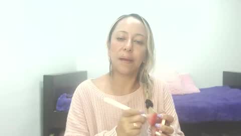 leah_susman online show from 10/10/25, 02:21