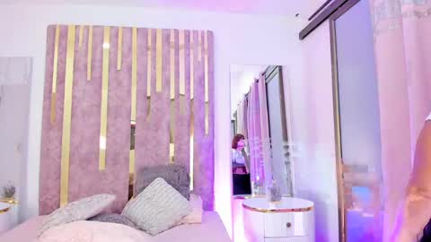 Leah  online show from 01/27/25, 10:27