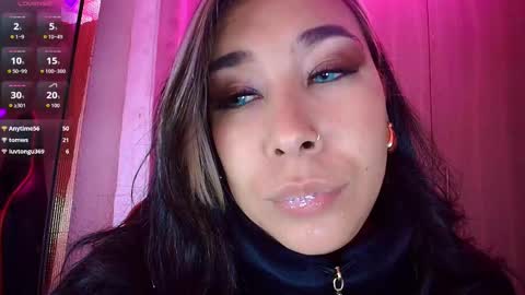 leah online show from 03/01/26, 09:11