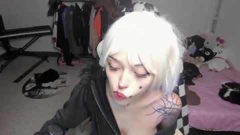  Amelia Black  OF AMELIABLACK666 I lost all my thumbs up help me to get 80 online show from 07/09/26, 07:45