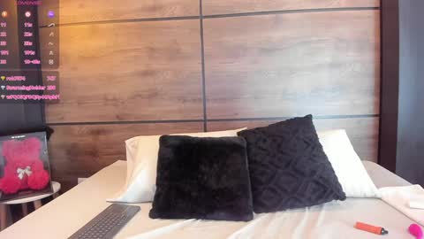 Hey Im Lea online show from 01/03/25, 04:16