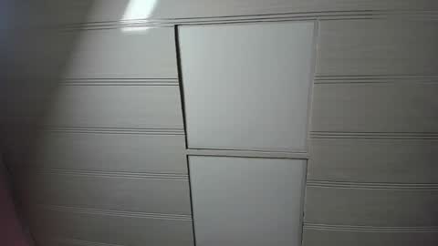 leamoreau__ online show from 10/25/25, 11:51