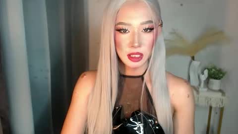 Miss Candy online show from 06/06/26, 05:17