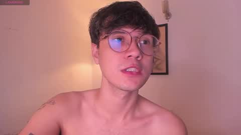 Snapshot of leaneseb chatting on 11/14/25, 09:41 leaneseb online show from 11/14/25, 09:41