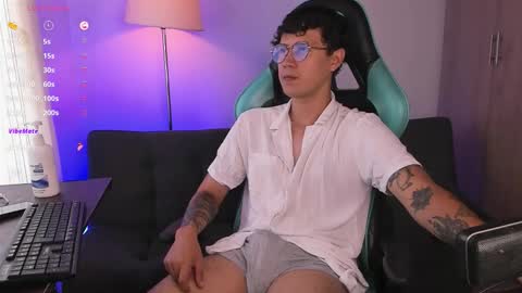 leaneseb online show from 02/10/26, 04:55