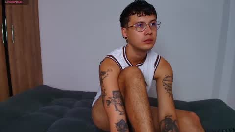 Snapshot of leaneseb chatting on 07/10/26, 06:32 leaneseb online show from 07/10/26, 06:32