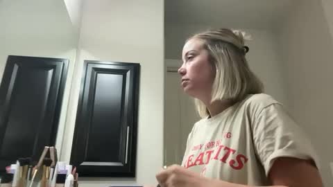 leanneluxecouple online show from 09/11/25, 10:26