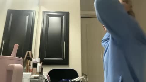 leanneluxecouple online show from 09/15/25, 10:37