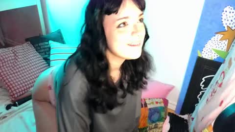 Lea Ray Pie online show from 02/11/25, 10:28