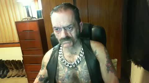 leathergreaser online show from 02/08/25, 07:05