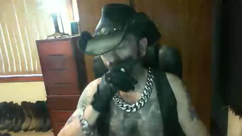 leathergreaser online show from 02/16/26, 08:38