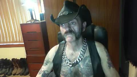 leathergreaser online show from 03/12/26, 08:37