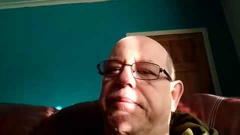 leatherpants68 online show from 01/12/26, 12:54