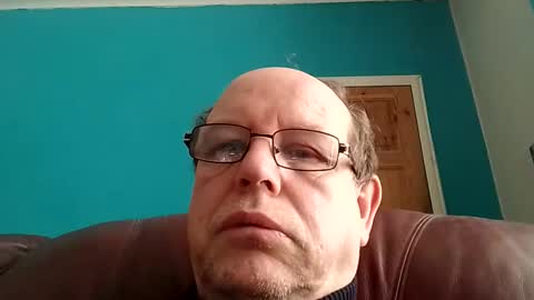 leatherpants68 online show from 04/13/26, 08:31