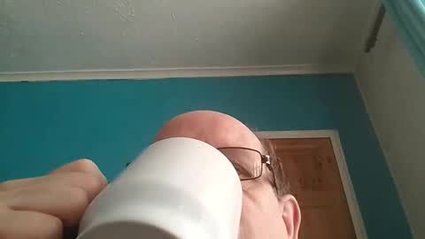 leatherpants68 online show from 04/14/26, 07:58