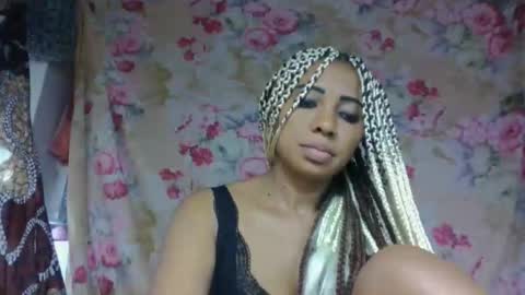leatianaa online show from 05/21/26, 08:43