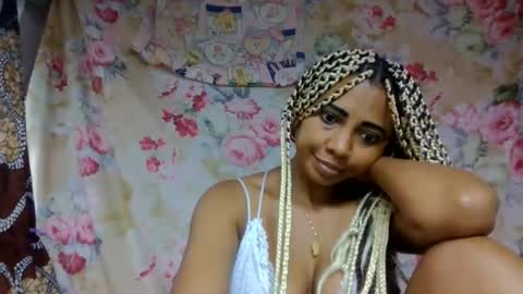 leatianaa online show from 05/26/26, 02:13