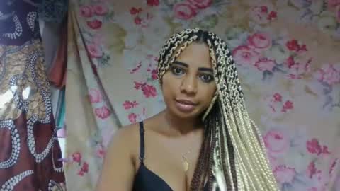 leatianaa online show from 05/27/26, 01:57