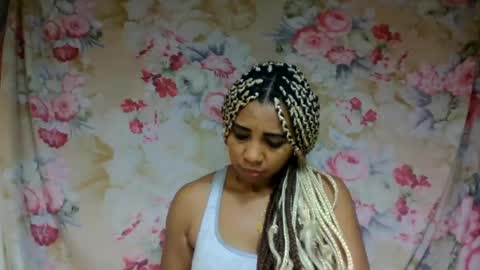leatianaa online show from 06/12/26, 08:30