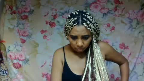 leatianaa online show from 06/15/26, 05:37
