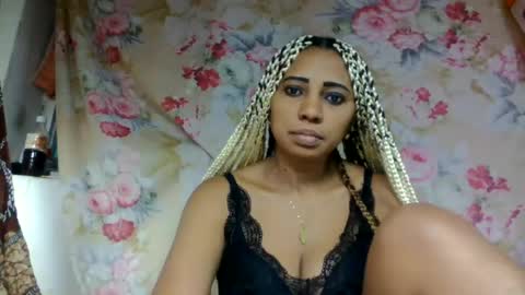 leatianaa online show from 06/19/26, 09:24