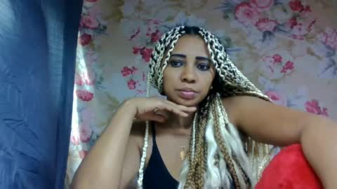 leatianaa online show from 06/20/26, 09:34